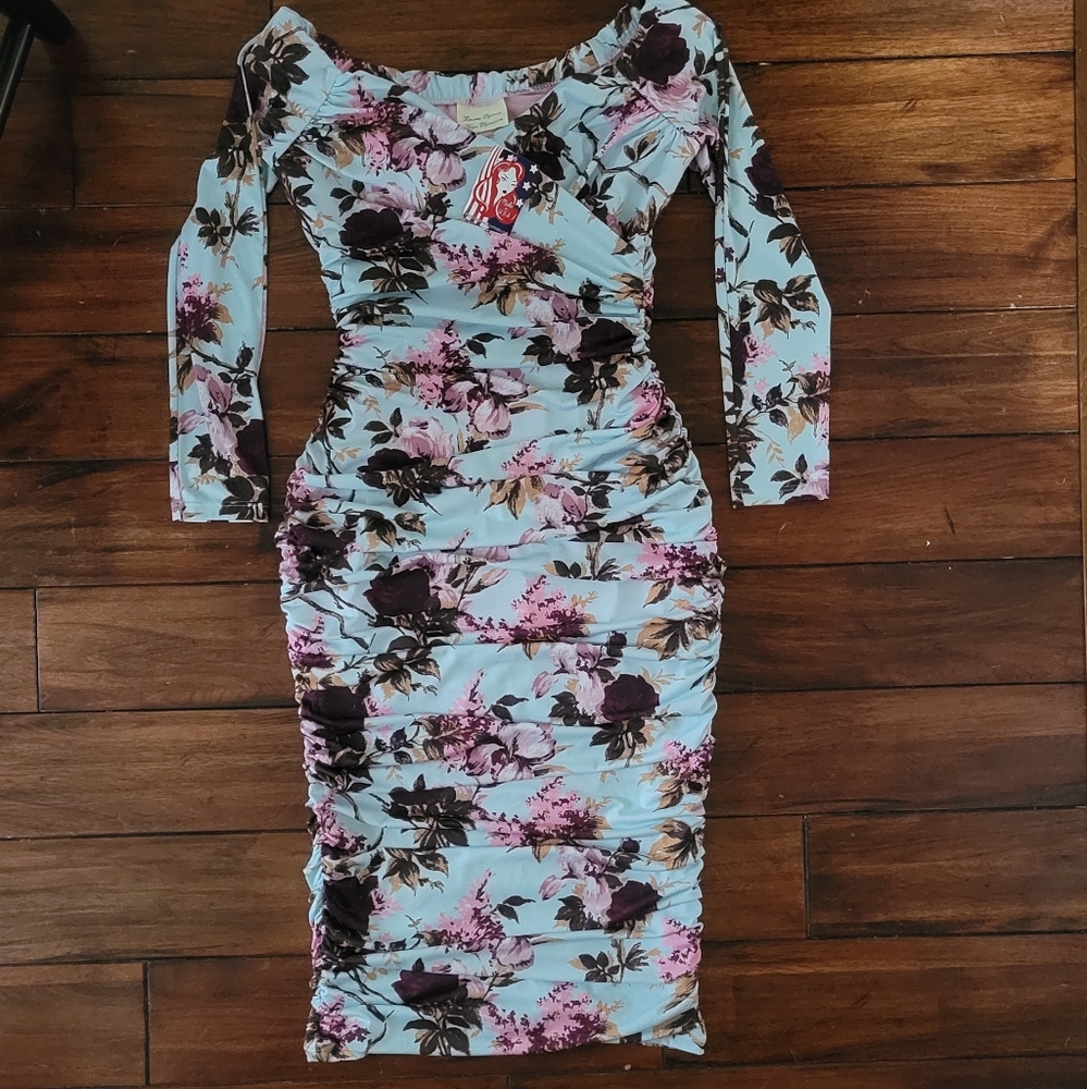 Pinup Couture Monica Wiggle | Bella Roses Print (Size L) | New with tags